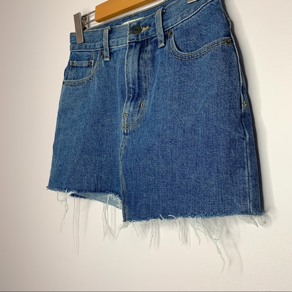 Aritzia Golden by TNA Testani Jean Skirt 0 - Picture 4 of 9